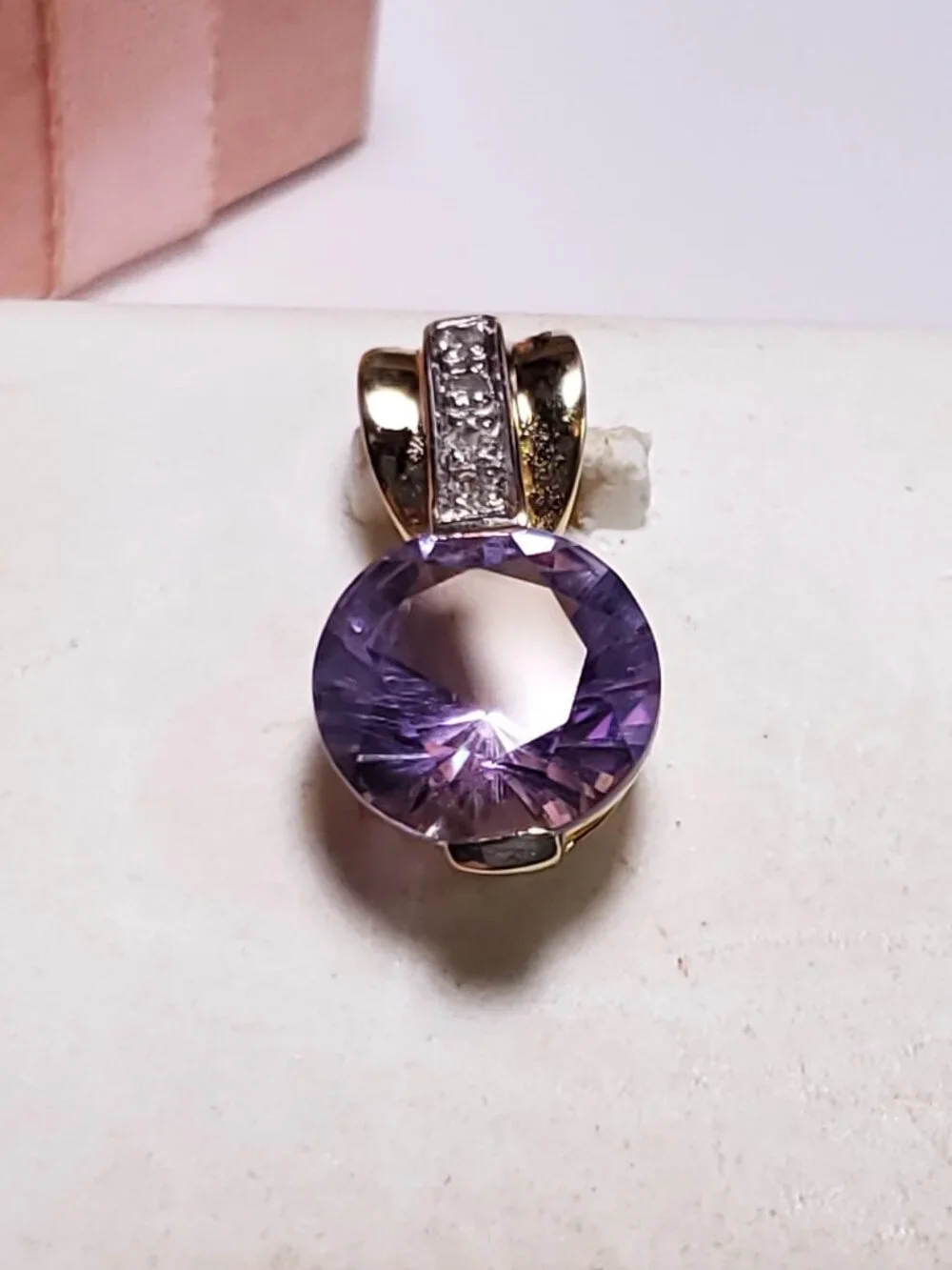 Estate 3.55ctw Round Amethyst & Diamond fancy bail 14Kt YellowGold Pendant#24952